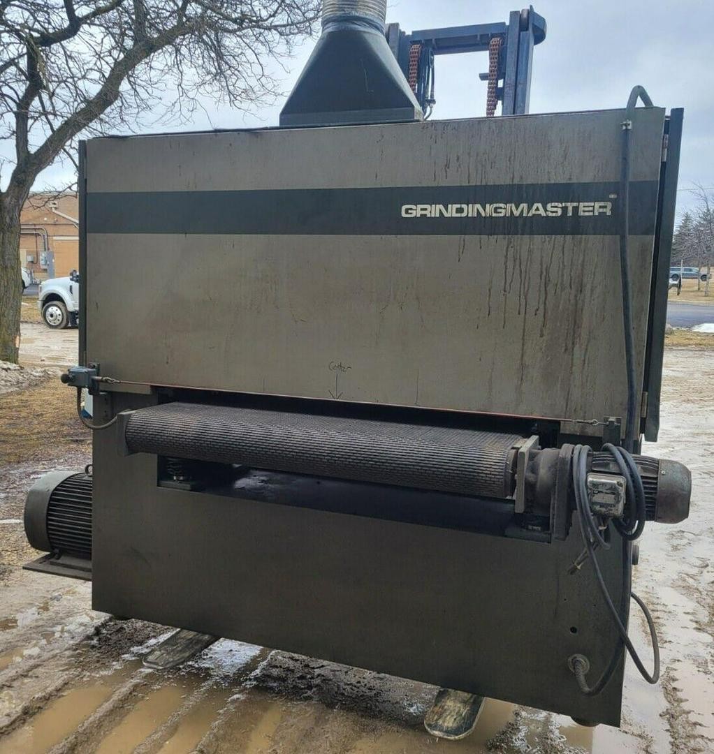 Grindingmaster 51″ Wide-Belt Deburring System – Aluminum Safe – Wet Collector