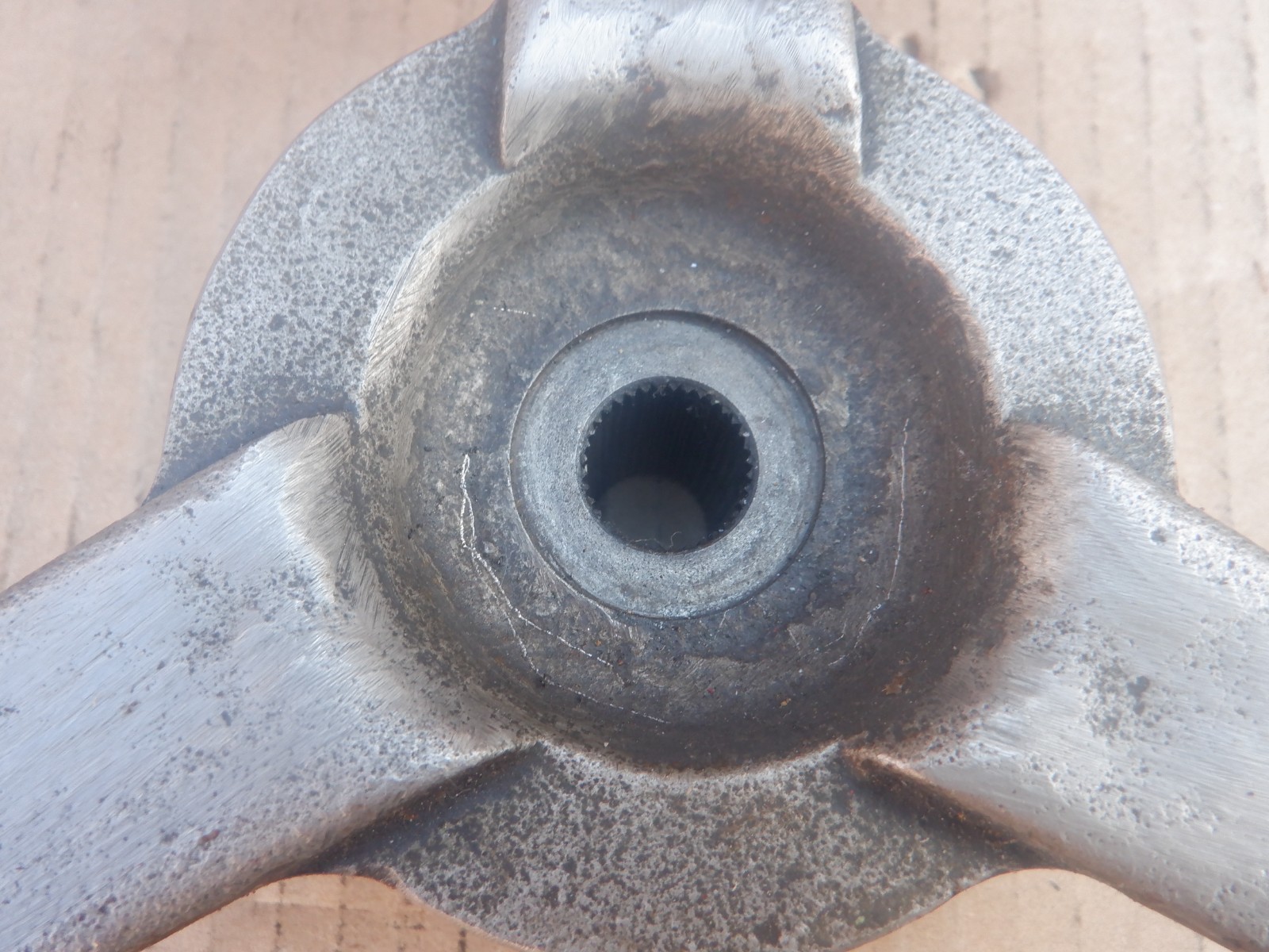 COLCHESTER TRIUMPH 2000, TAILSTOCK HANDWHEEL 200mm DIAMETER