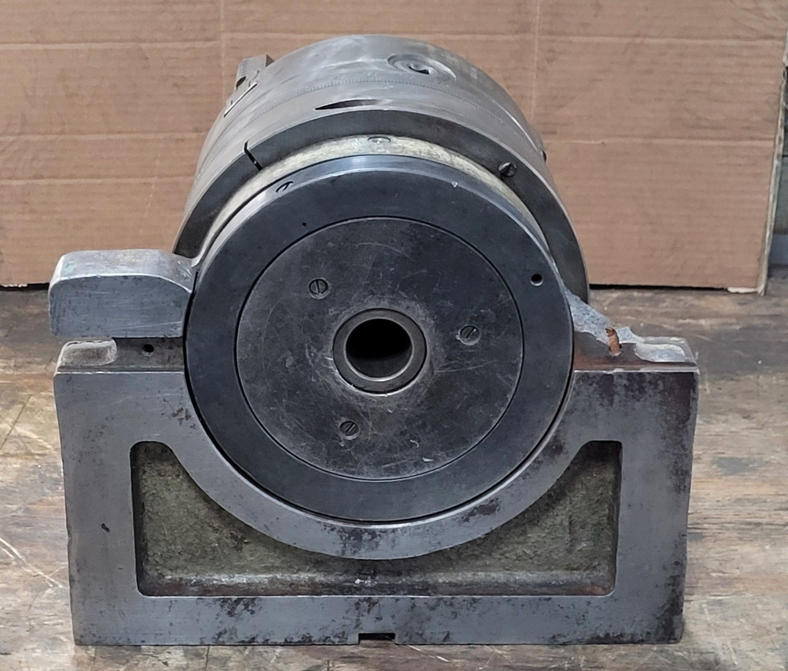 Super Spacer w/ 8in Bison – 3 Jaw Chuck