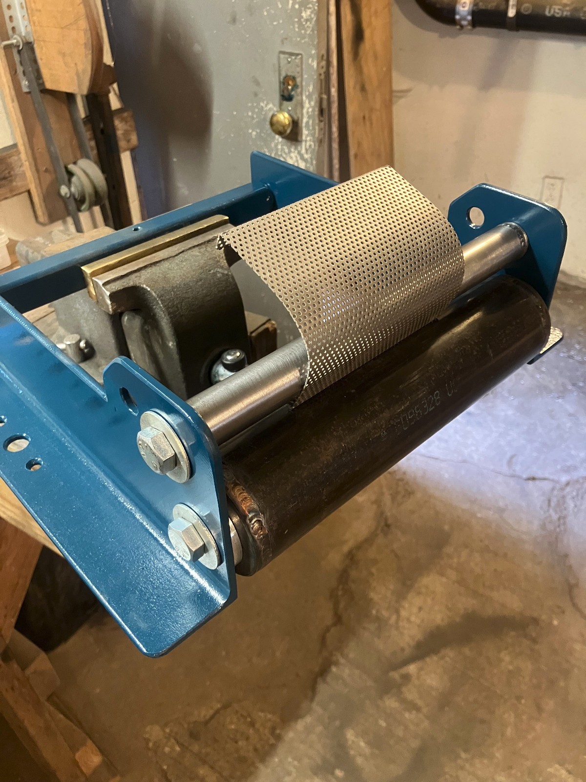 Heacy duty sheet metal hand bender made from heavy steel pipe