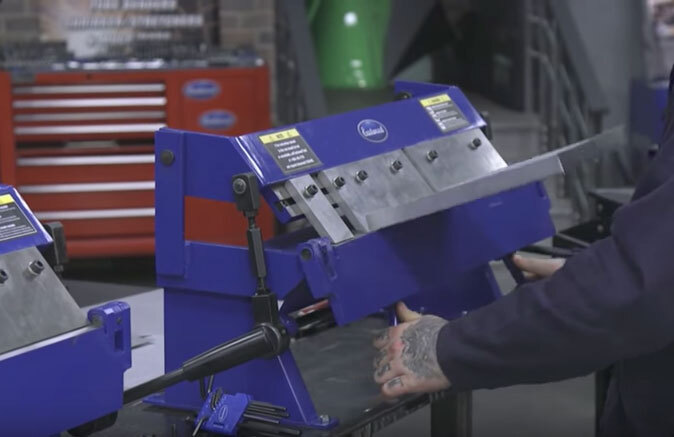 Eastwood 24″ Small Shop Box And Pan Sheet Metal Brake Metal Sheet Working Tool