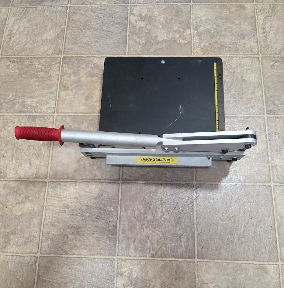 Accu Cutter Model Metal & Plastic Shear, 12 Inch Length Free Shipping PRE-OWNED.