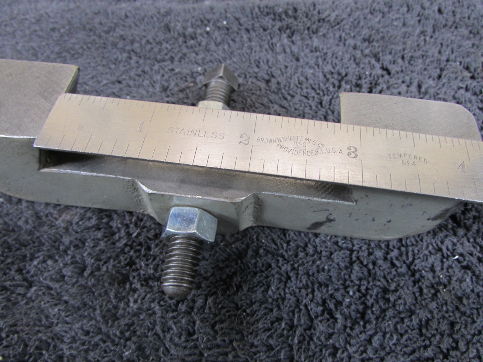 South Bend 16″ Lathe Thread Cutting Stop. One Piece Version. (#7209)