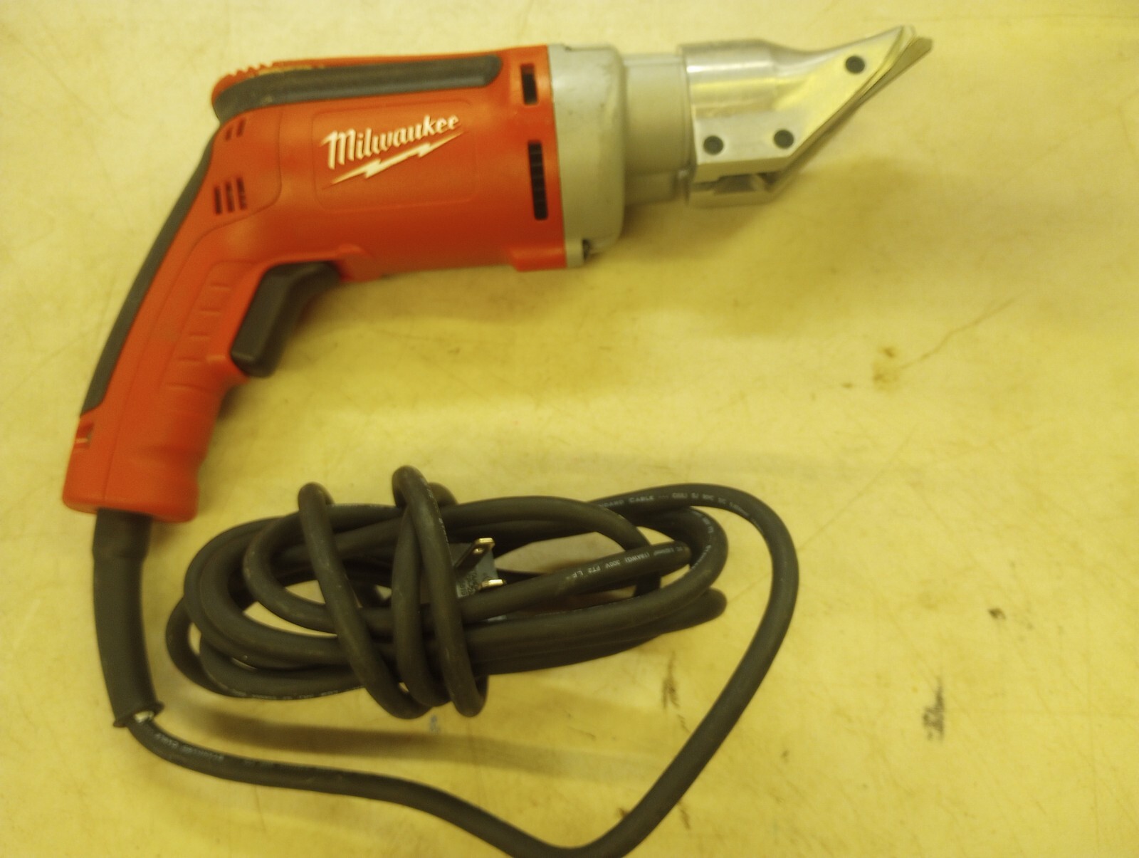 Milwaukee 6852-20 Corded 18Gauge Metal Shear