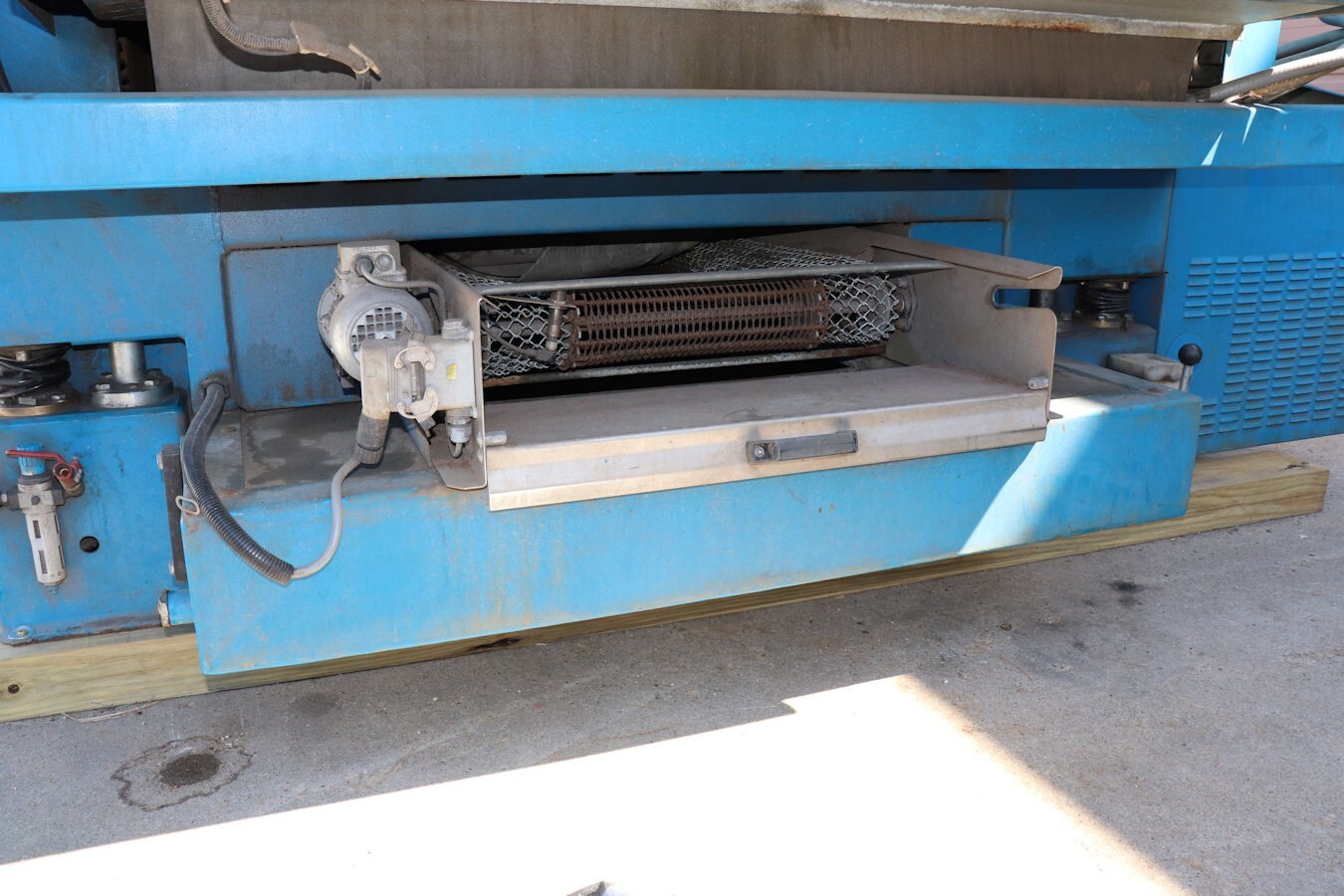 Butfering Steel Master SPW 413 RRTT 53″ Wet Belt Sander / Buffer – Video Link