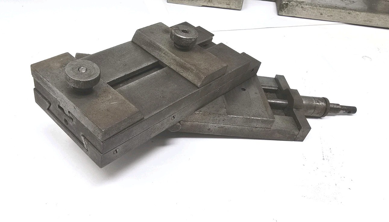 Vintage US Navy F.W. Derbyshire Electric Lathe Parts And Pieces Incomplete 10mm?