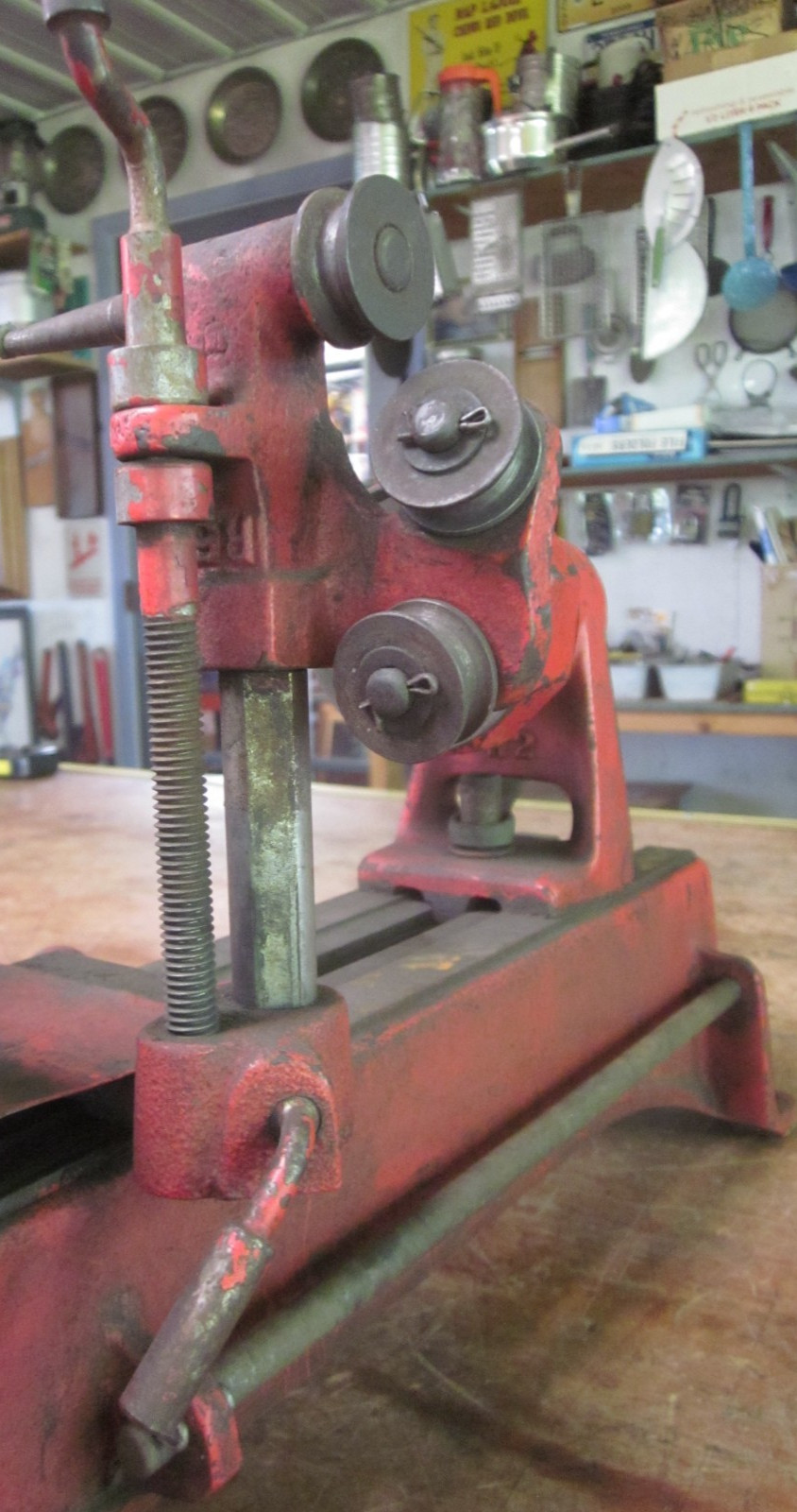 Trucut armature lathe & undercutter model B10 -Frank Wood Co. Wis.