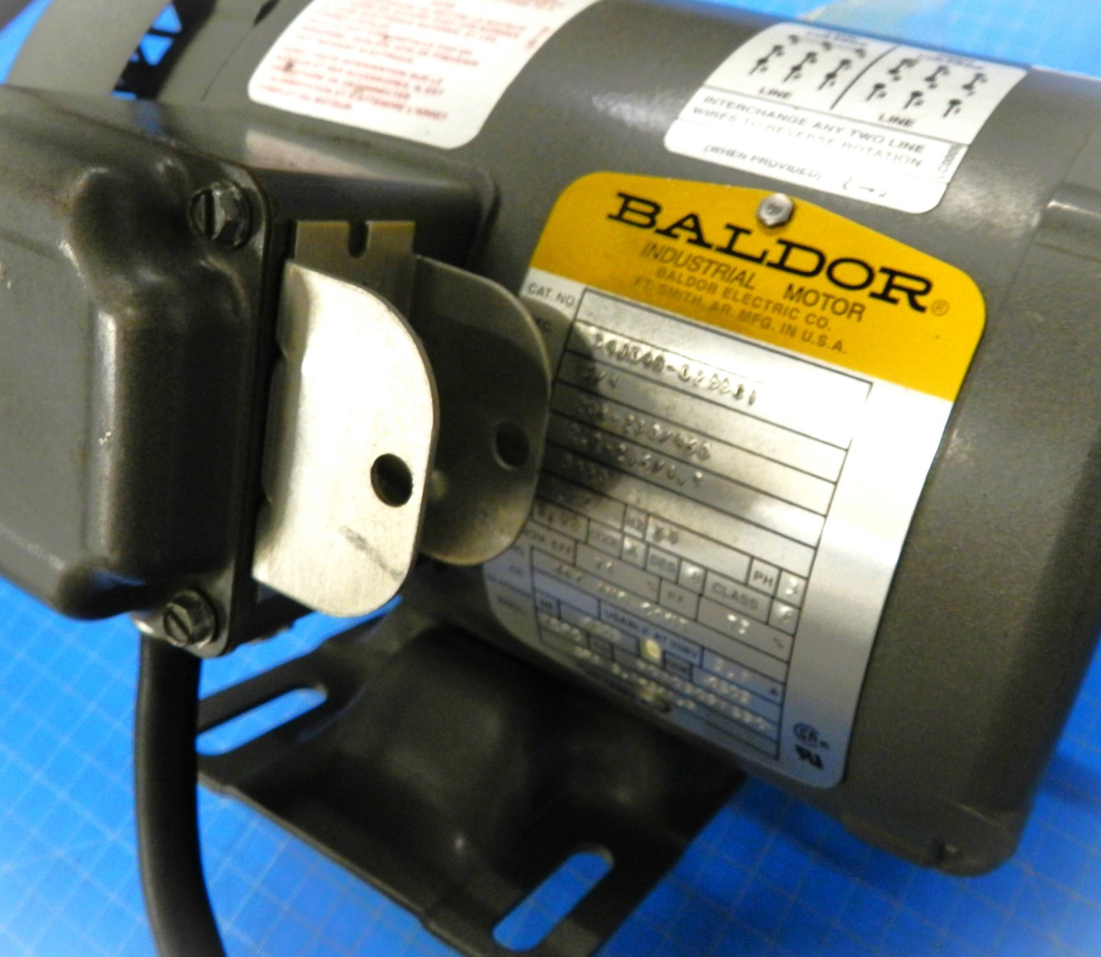 Baldor Industrial Motor 3/4HP, 1750 RPM, 3 Phase Motor with 5/8” Threaded Shaft
