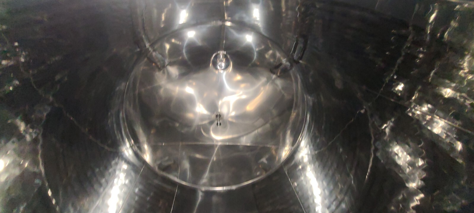 Letina 2310 Gal. / 8750L S.S. Vertical Jacketed Closed Top Storage Tank AISI 304