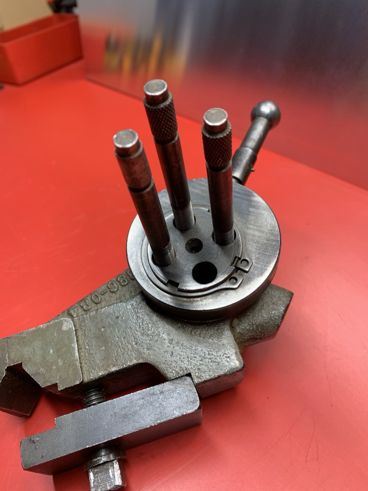 Machinist Lathe Tool: Used Clausing 5900 Series 4 Position Bed Stop 386 084