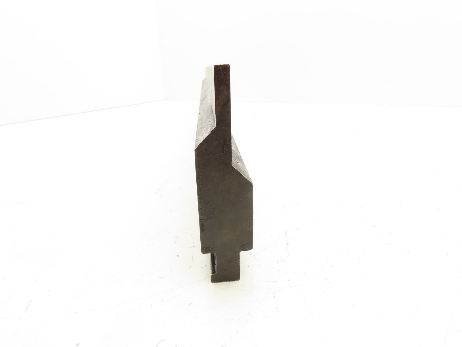 Press Brake Punch Die 27-1/8″ Long 9/32″ Square 1/2″ Safety Tang 3-5/8″ H