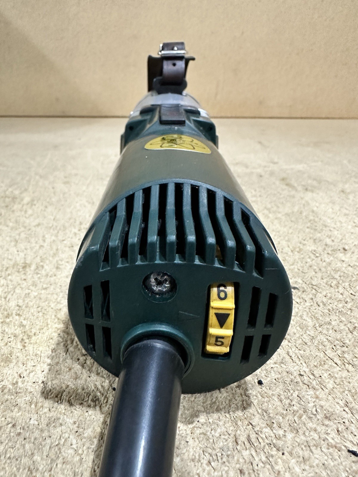 Dapra Biax HM-10 Variable Speed Half-Moon Pattern Scraper, 110V