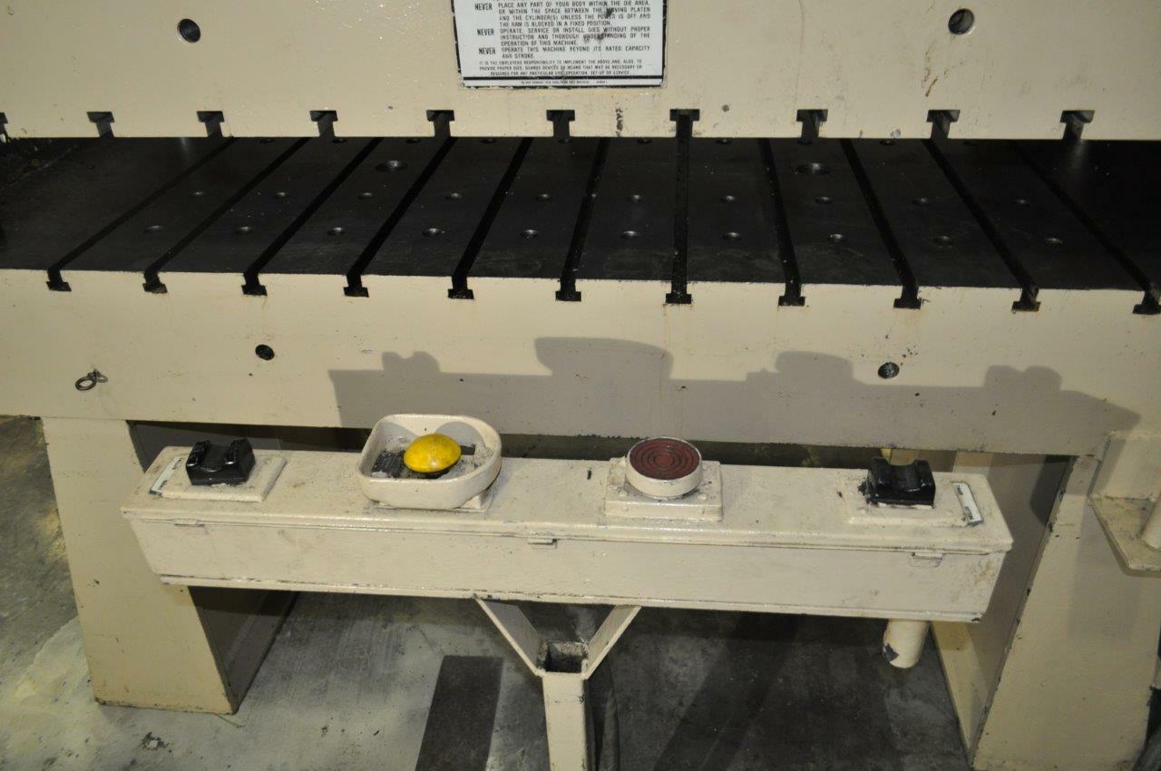 50 Ton Williams and White 4 Post Hydraulic Press Stroke: 36 inches Daylight: 46