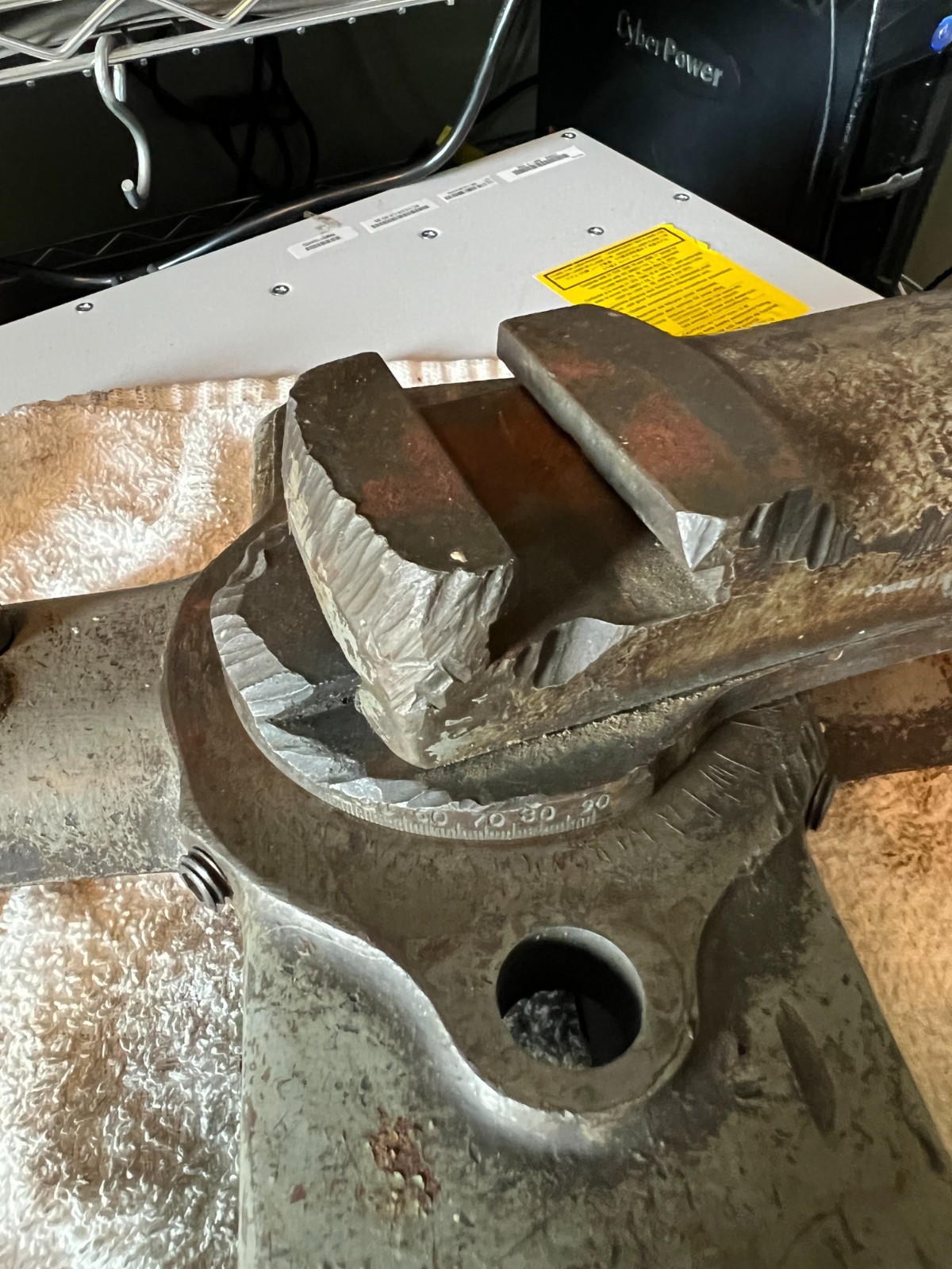 Saddle with Cross slide from South Bend 9″ or 10K Lathe NO Nuts or leadscrews