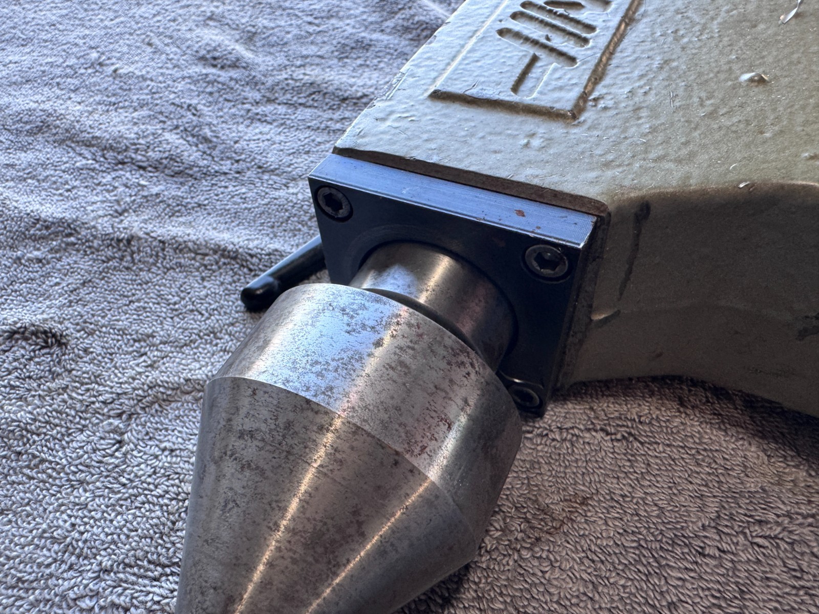 Haas HTS6 Manual Tailstock with Royal Versa-Turn Live Center #3 Morse Taper