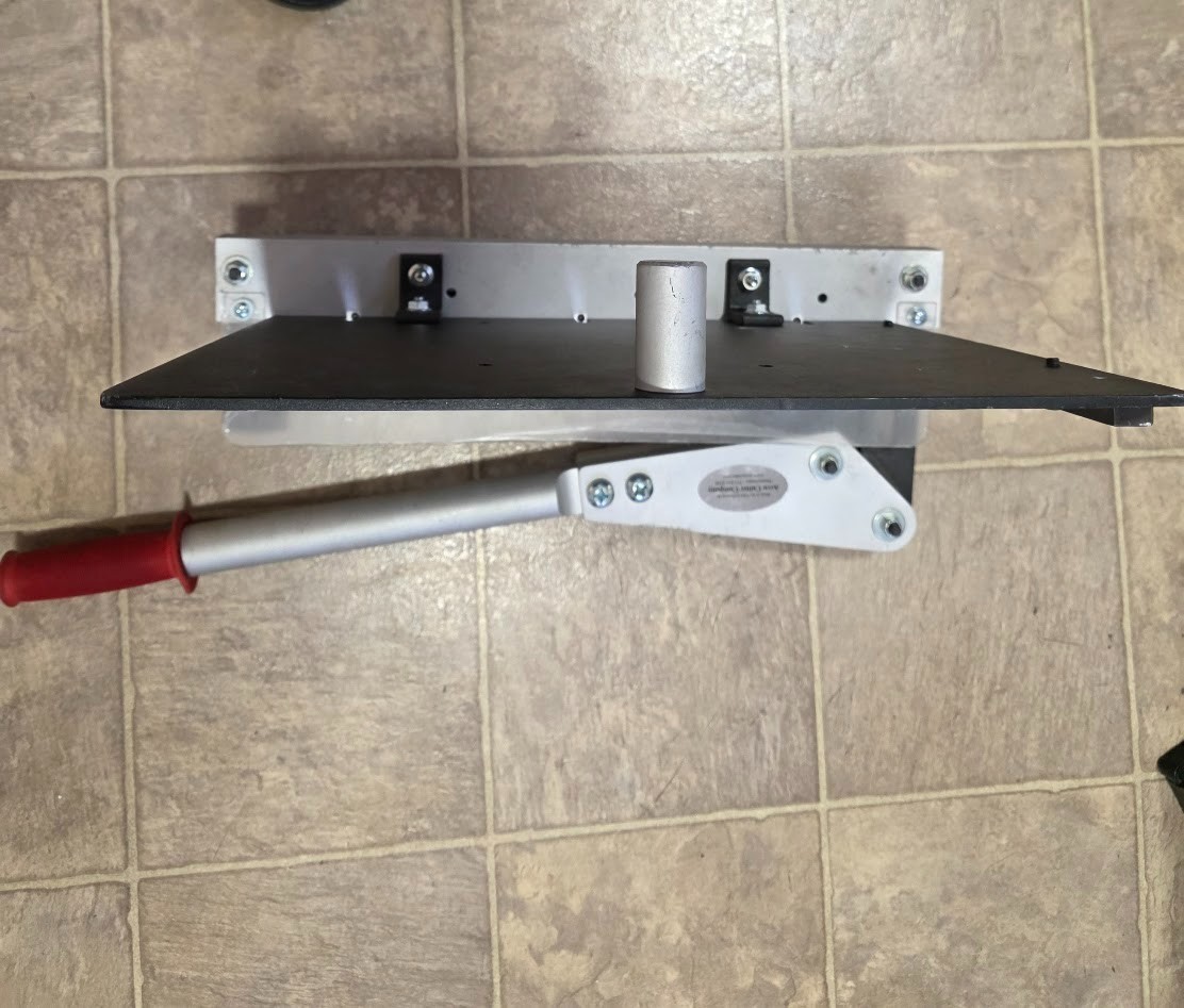 Accu Cutter Model Metal & Plastic Shear, 12 Inch Length Free Shipping PRE-OWNED.