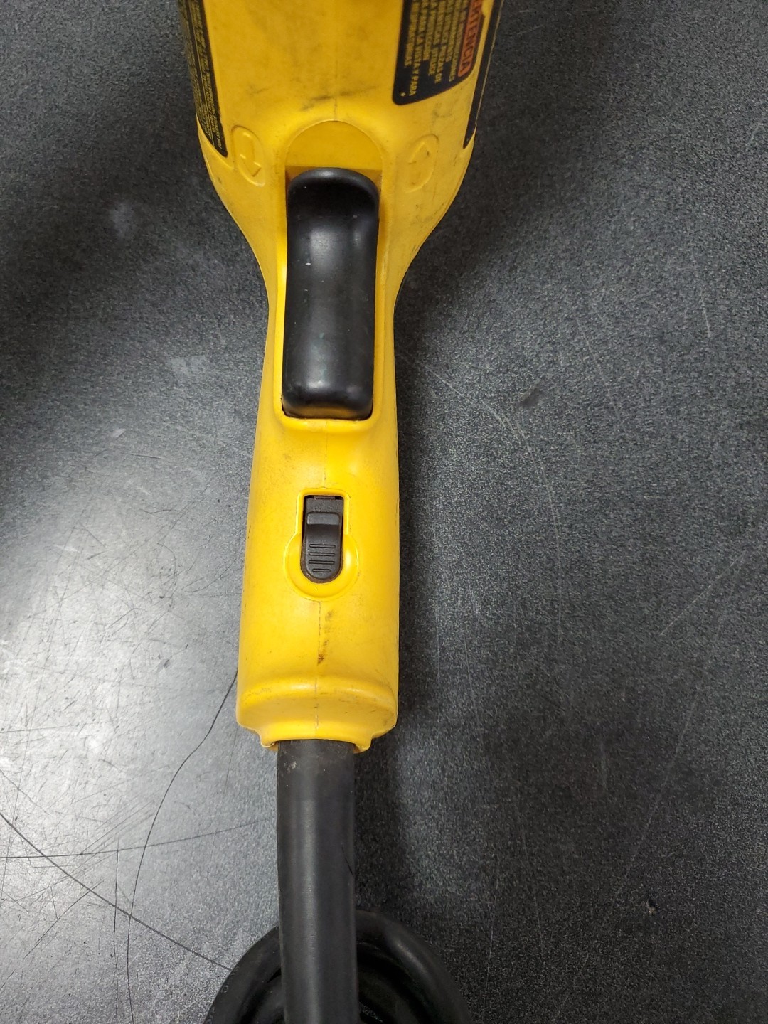 🇺🇸DEWALT DW890 Heavy-Duty 18 Gauge Corded Swivel Head Shear🇺🇸