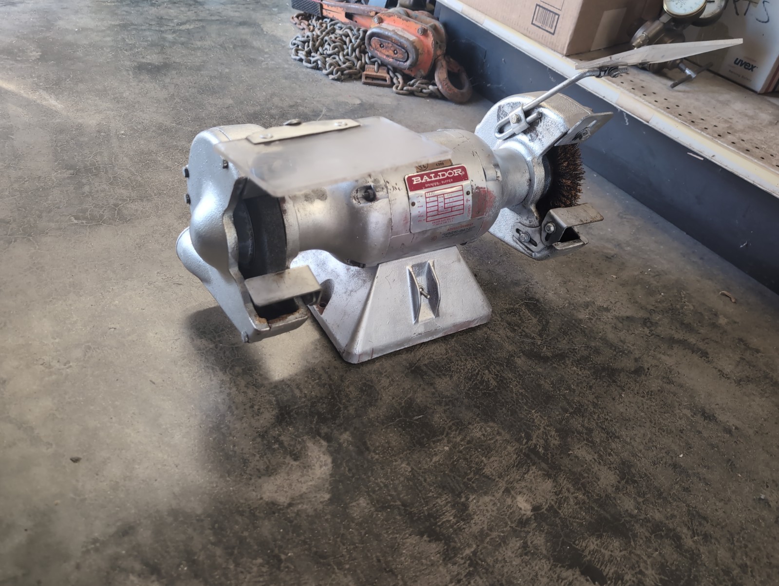 Baldor 7″ Bench Grinder- 762RE 1/2 H.P. 115V 3600 RPM