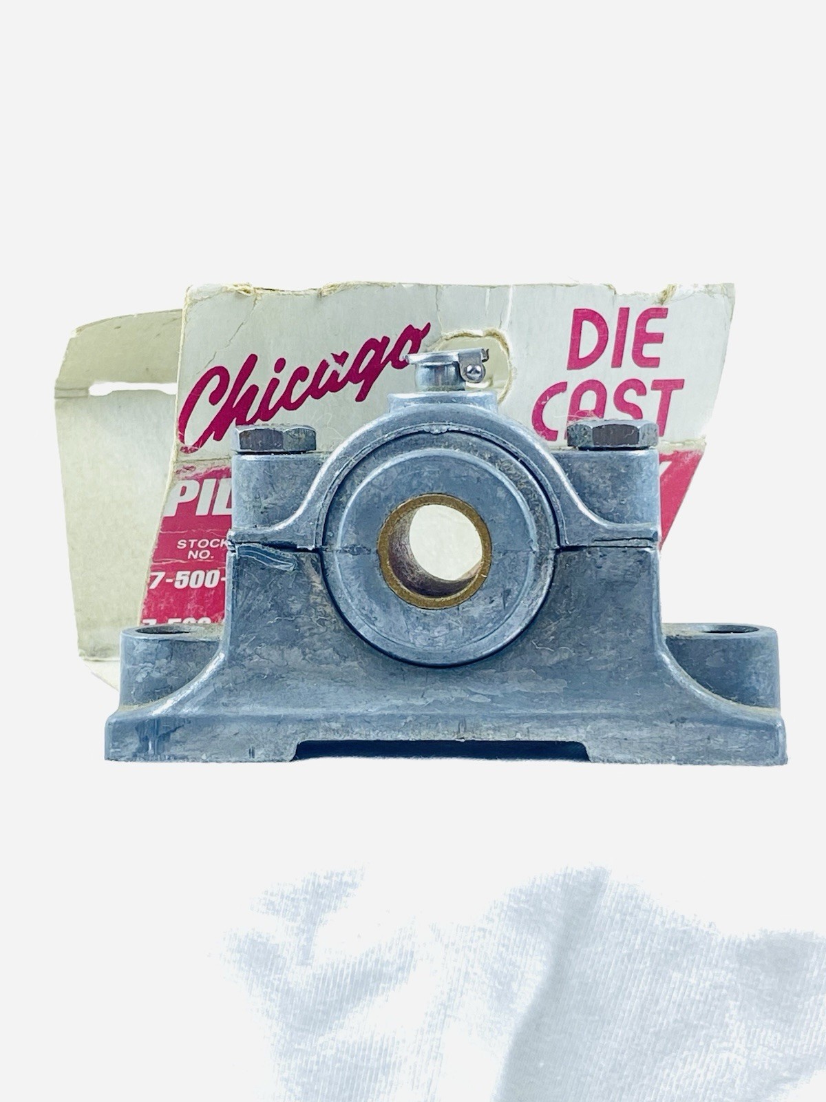 Chicago Die Casting 7-500-5 Pillow Block Bronze Bearing for 1/2″ Shaft Diameter