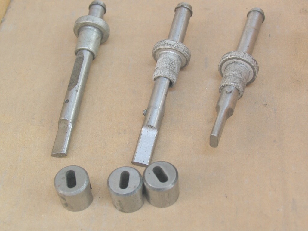 One UNIPUNCH Obrund Punch, Die+Collar set (P -0.187 x 0.437) (D-0.193 x 0.443)