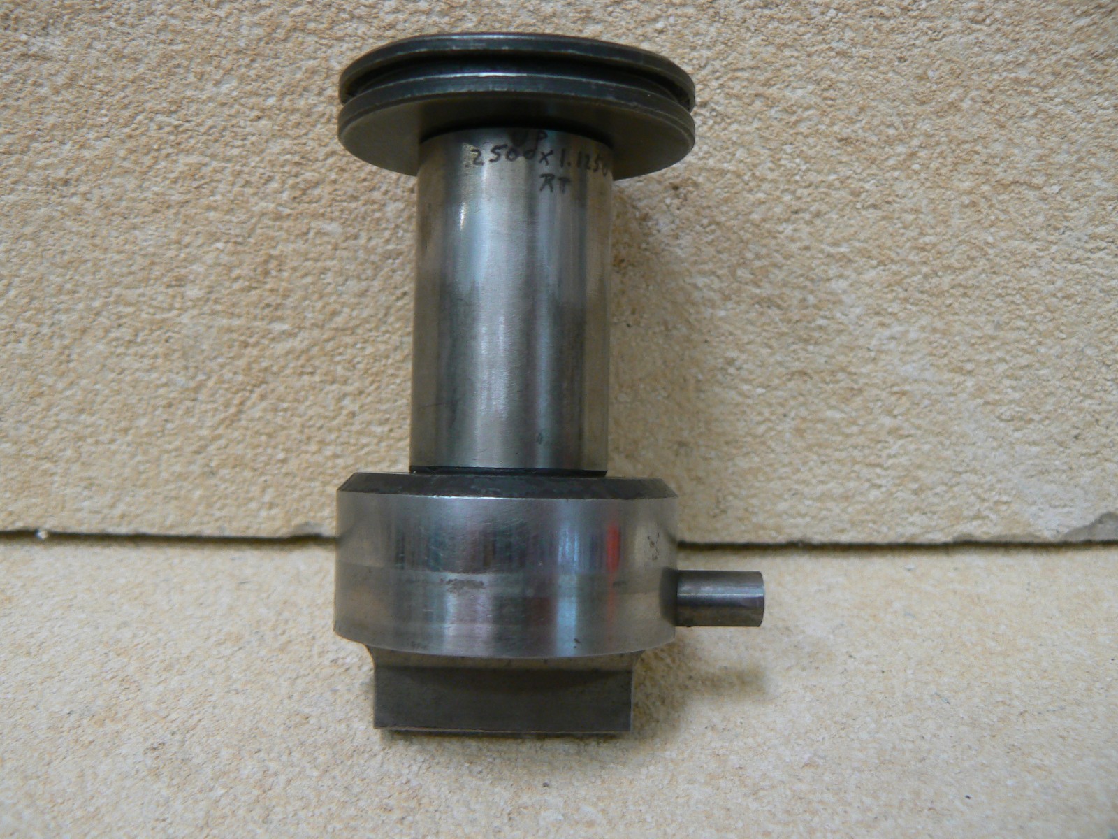 UNIPUNCH RECTANGULAR PUNCH .2500 x 1.1250