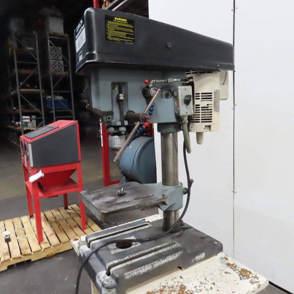 Delta 15-090 Model 15″ Drill Press 1/4HP 1Ph 115/230V 4-Speed 10.5″ x 10″ Table