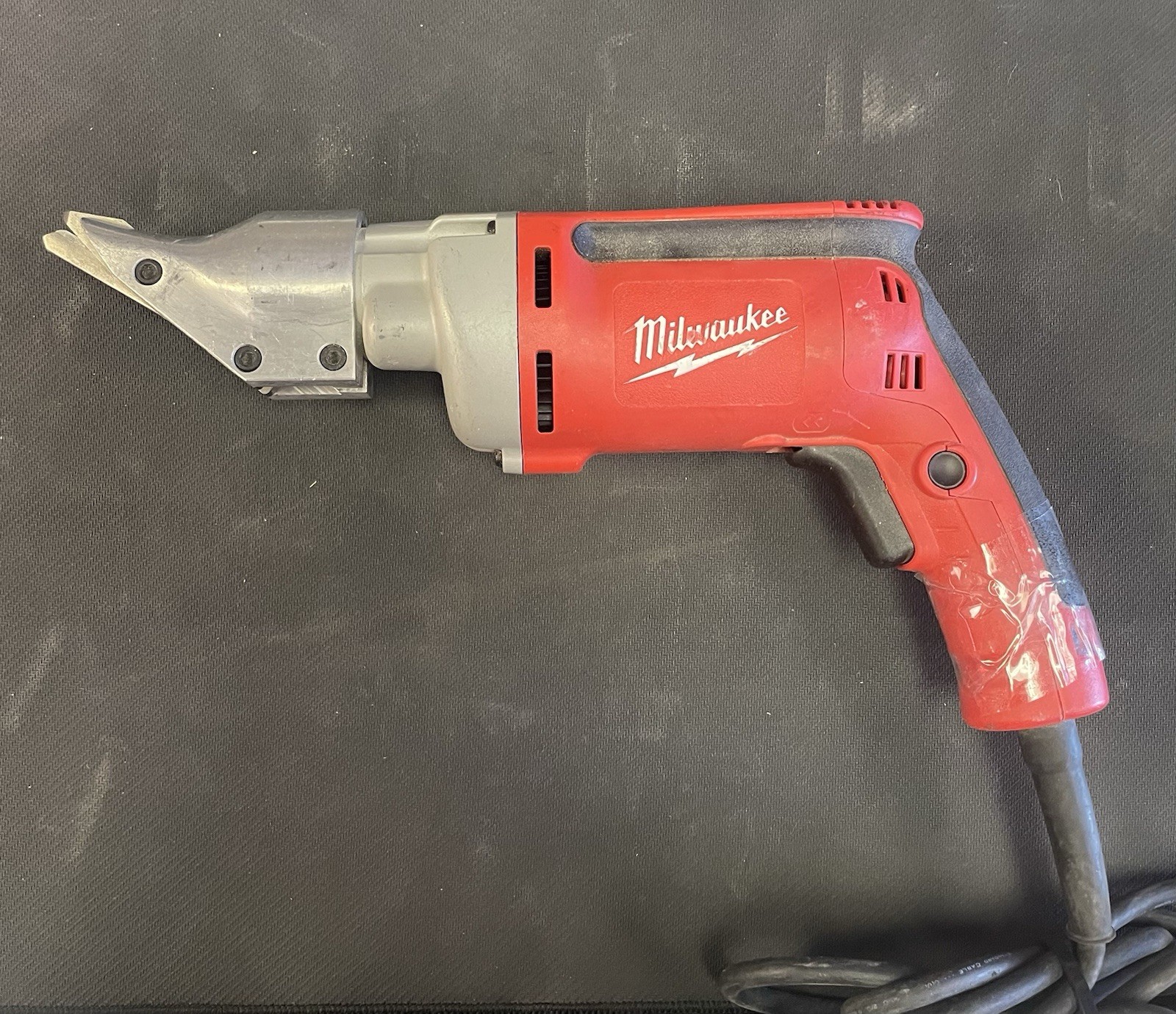 Milwaukee 6852-20 18-Gauge Shear – Red