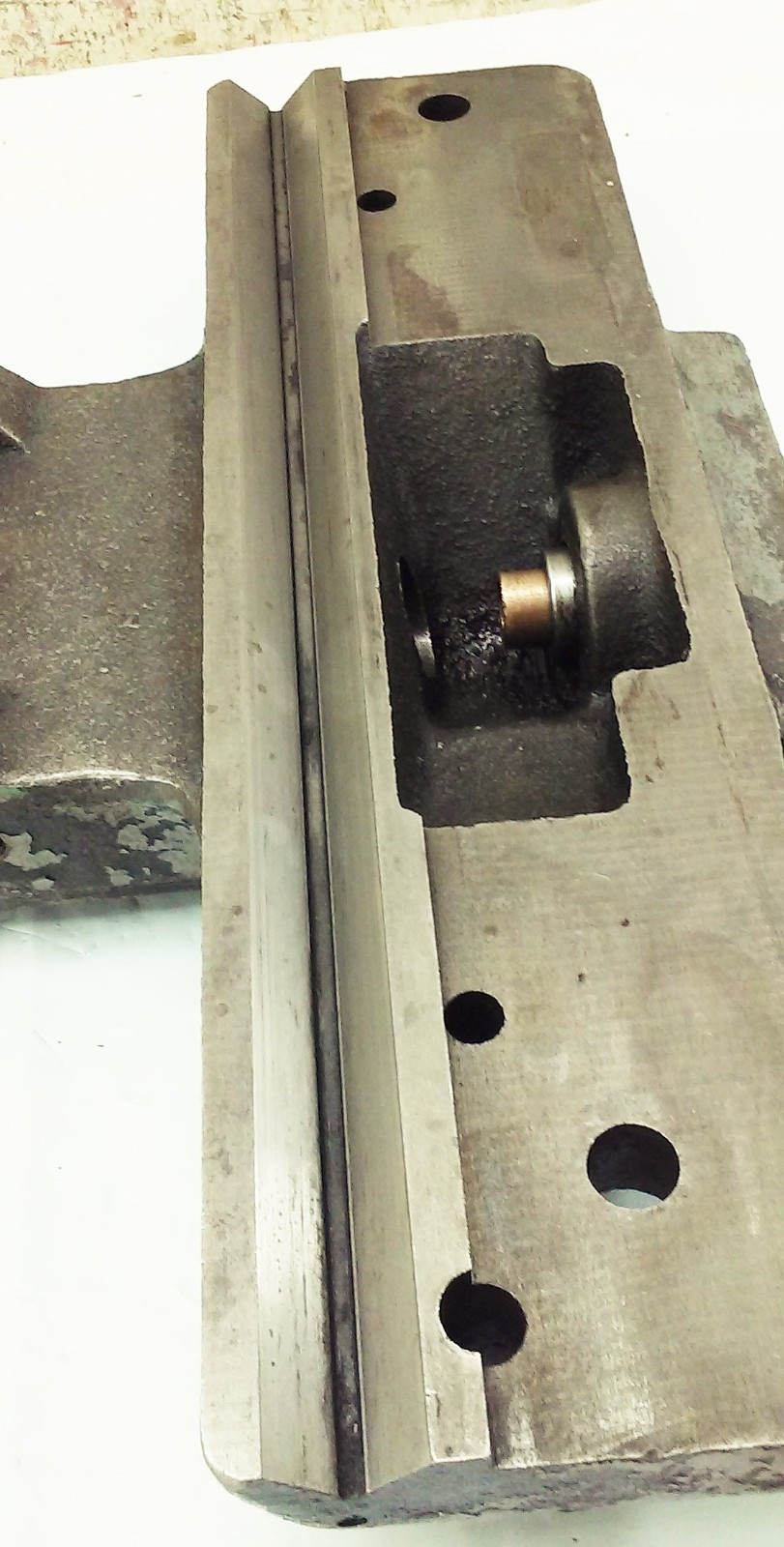 Logan Montgomery Ward 10″ Metal lathe carriage saddle casting LA-695