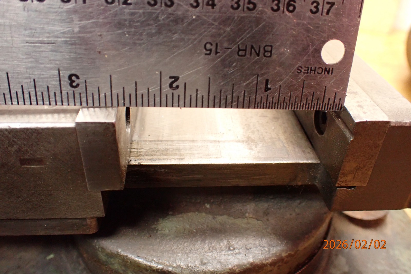 OLDER SMALL MILLING OR GRINDING GRINDER VISE W/ SWIVEL BASE CASTING