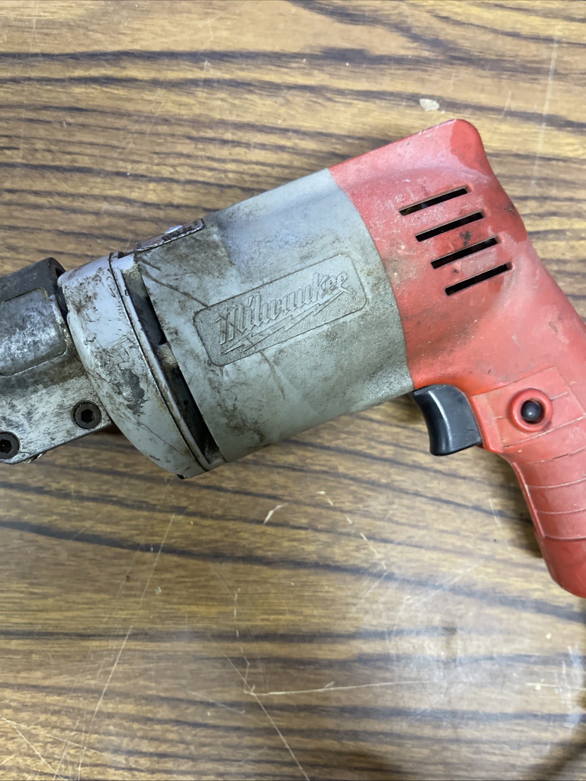 Milwaukee 6852-20 18 Gauge Electric Metal Shear Corded Sheet Metal Cutter