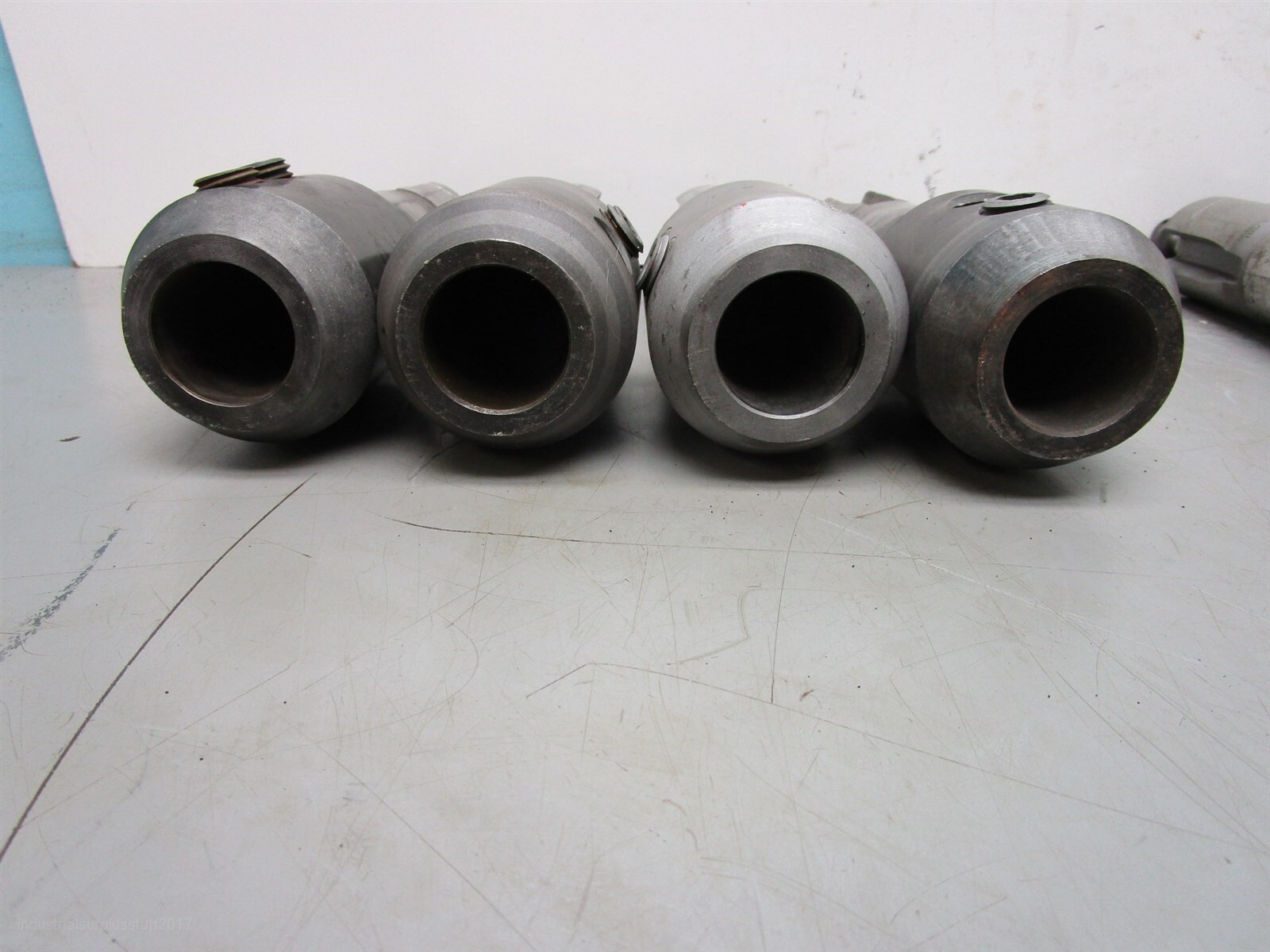 Lot of 10 Scully Jones Omnitool 2″ Shank 1-1/4 1-1/2 UNT0050034 UNT0050021