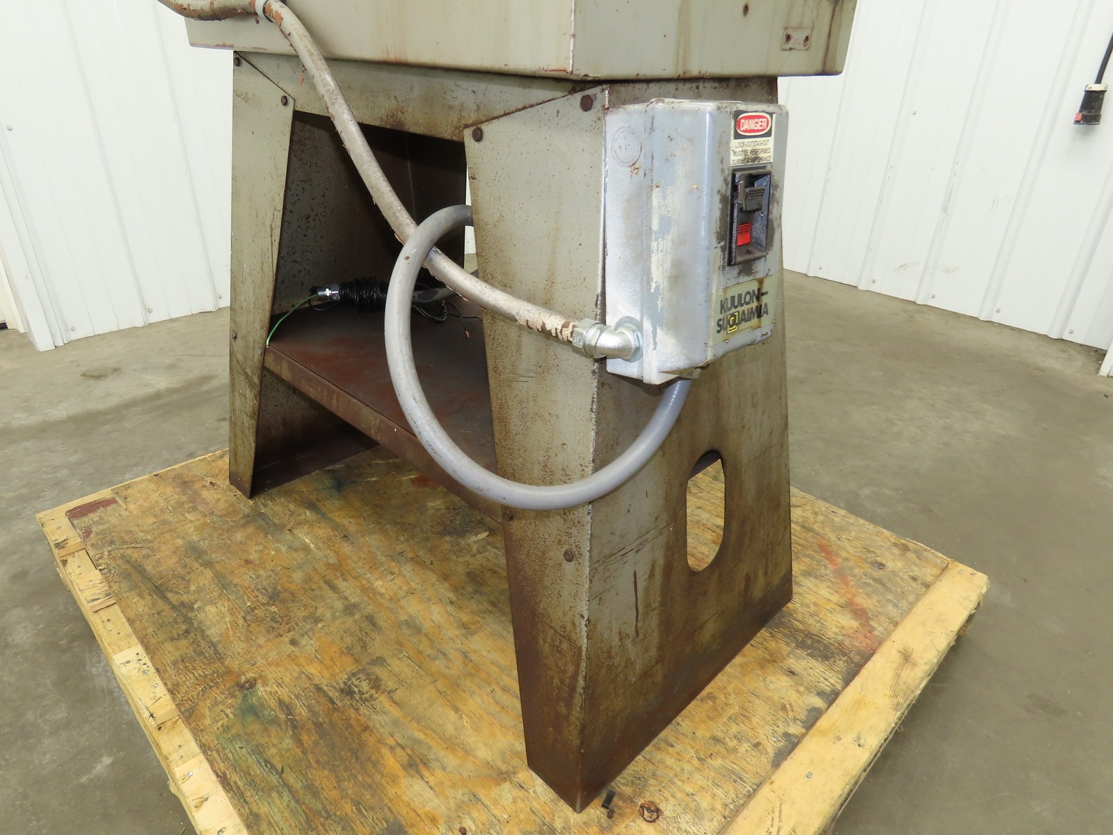 Everett Model 10 Cut Off Abrasive Metal Saw 10″ Blade 3Hp 3450 RPM 230/460V