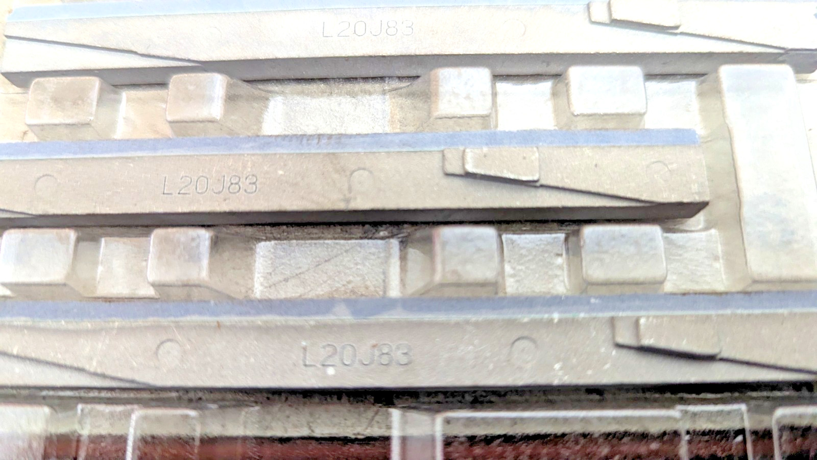 L20-J83 Sunnen 280 Grit Silicon Carbide L20 Mandril (Set Of 4 Stones) #3