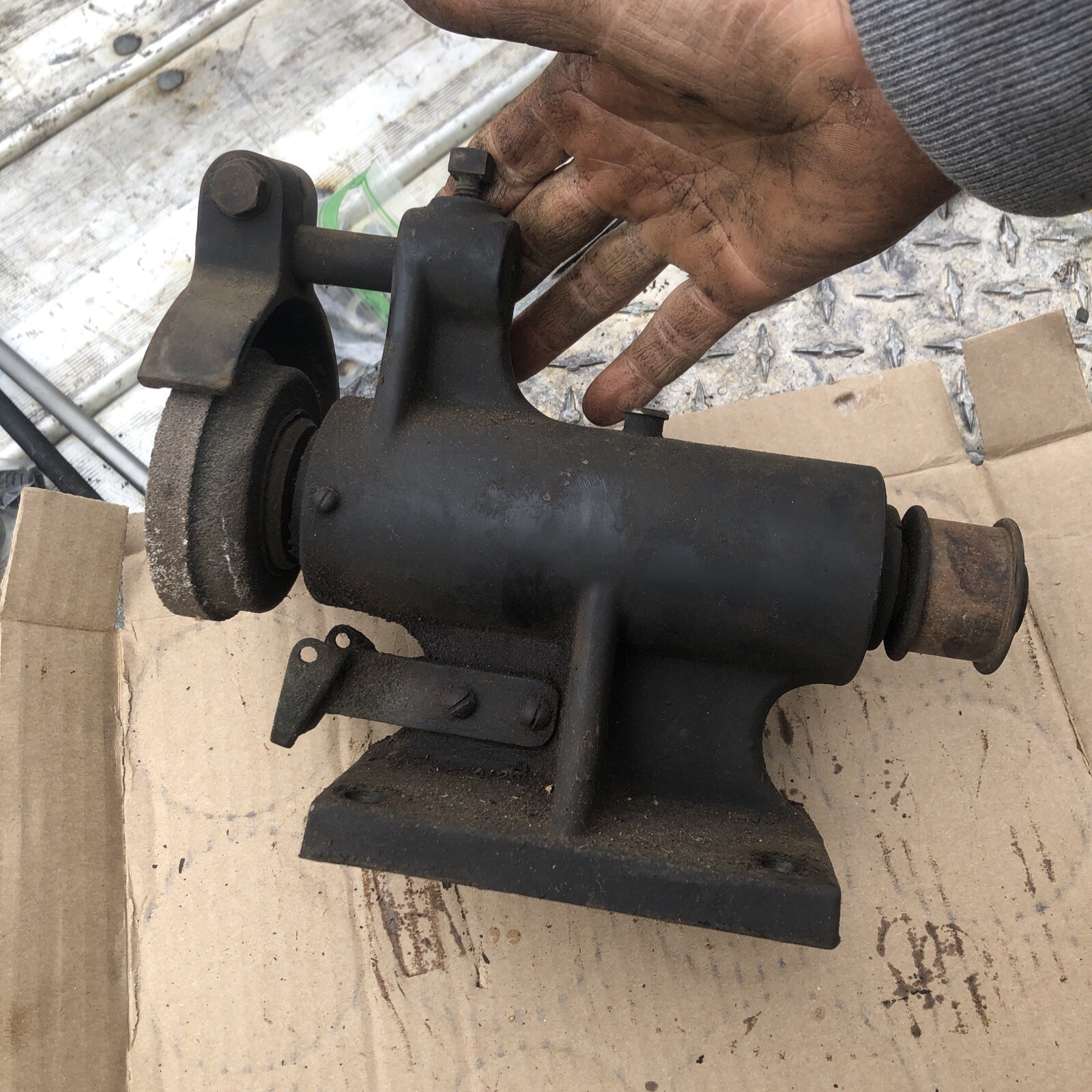 SIOUX 650 VALVE FACE GRINDING MACHINE HEAD ASSEMBLY SPINDLE