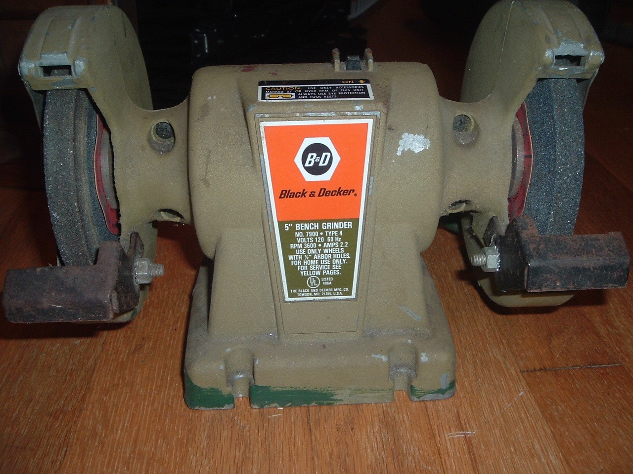 Vintage Black & Decker 5″ Bench Grinder No. 7900 Cast Metal USA Working