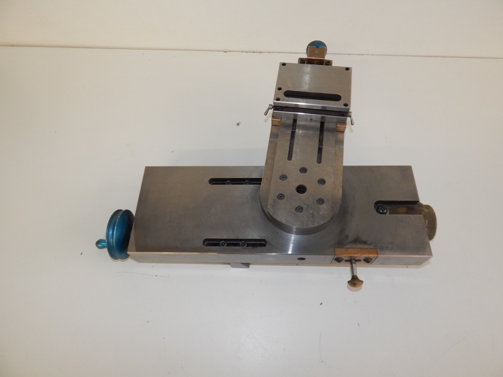 ^^ METAL LATHE VINTAGE TABLE- ROTATE 360 DEGREES (EQX64)