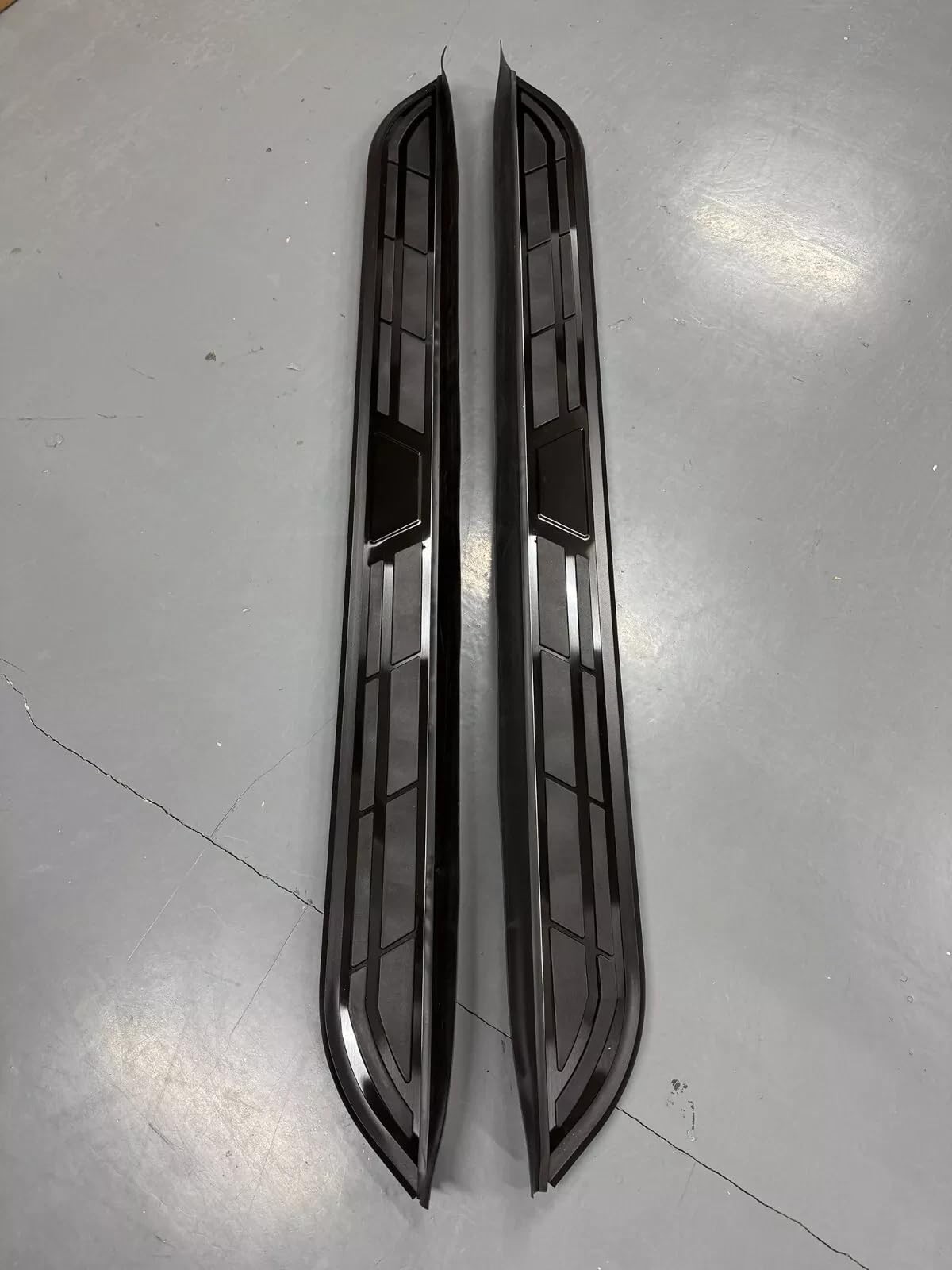 2Pcs Fixed Running Boards for Highlander 2021-2025 with Brackets