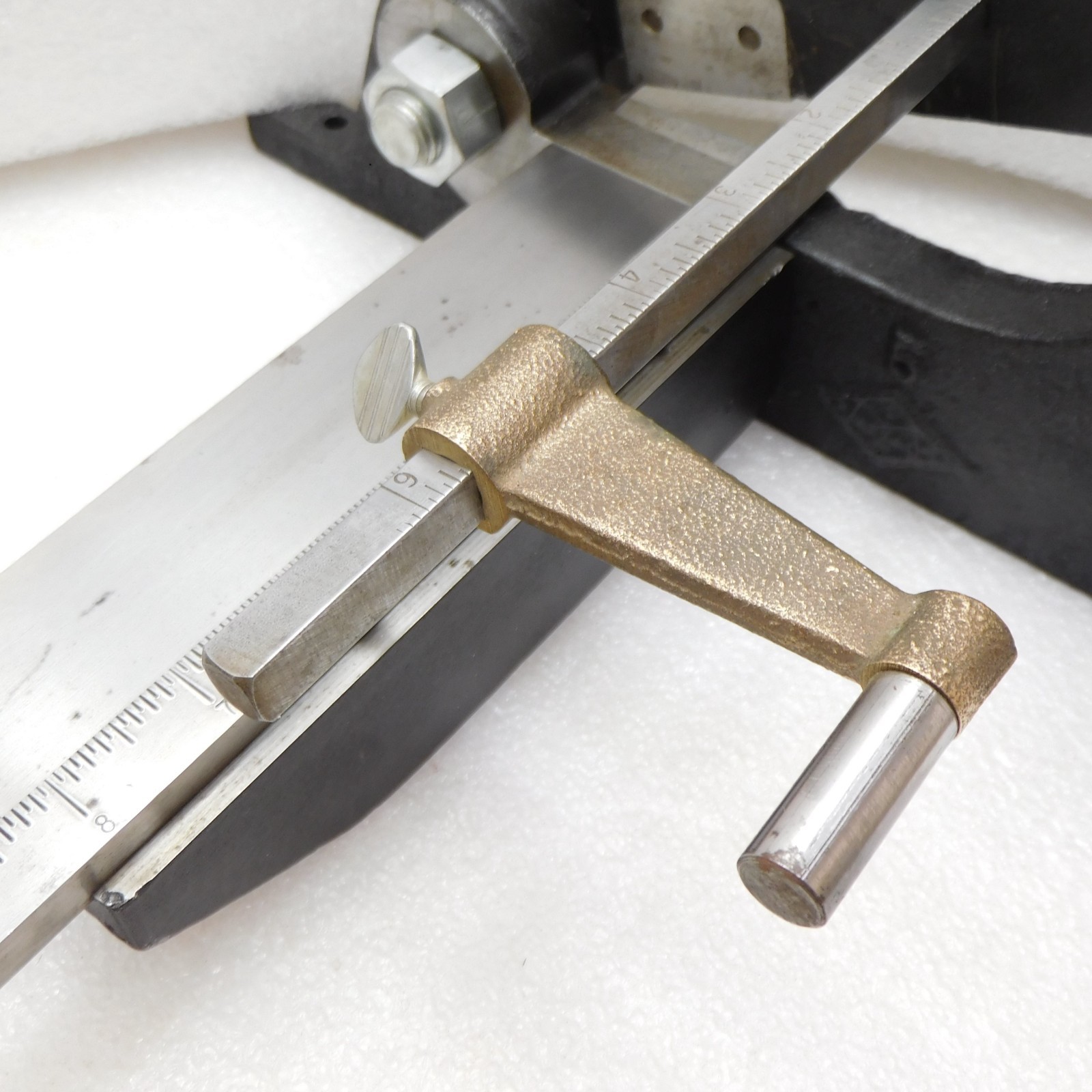 Helmold rule steel cutting creasing machine shear tool