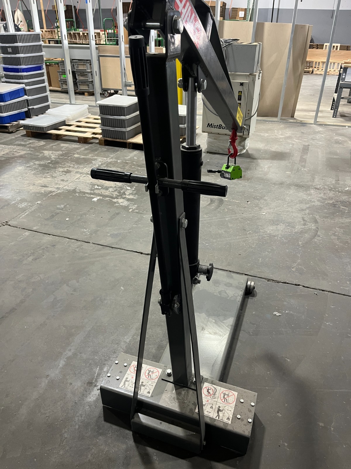 Haas Shop Lift – portable hydraulic floor hoist