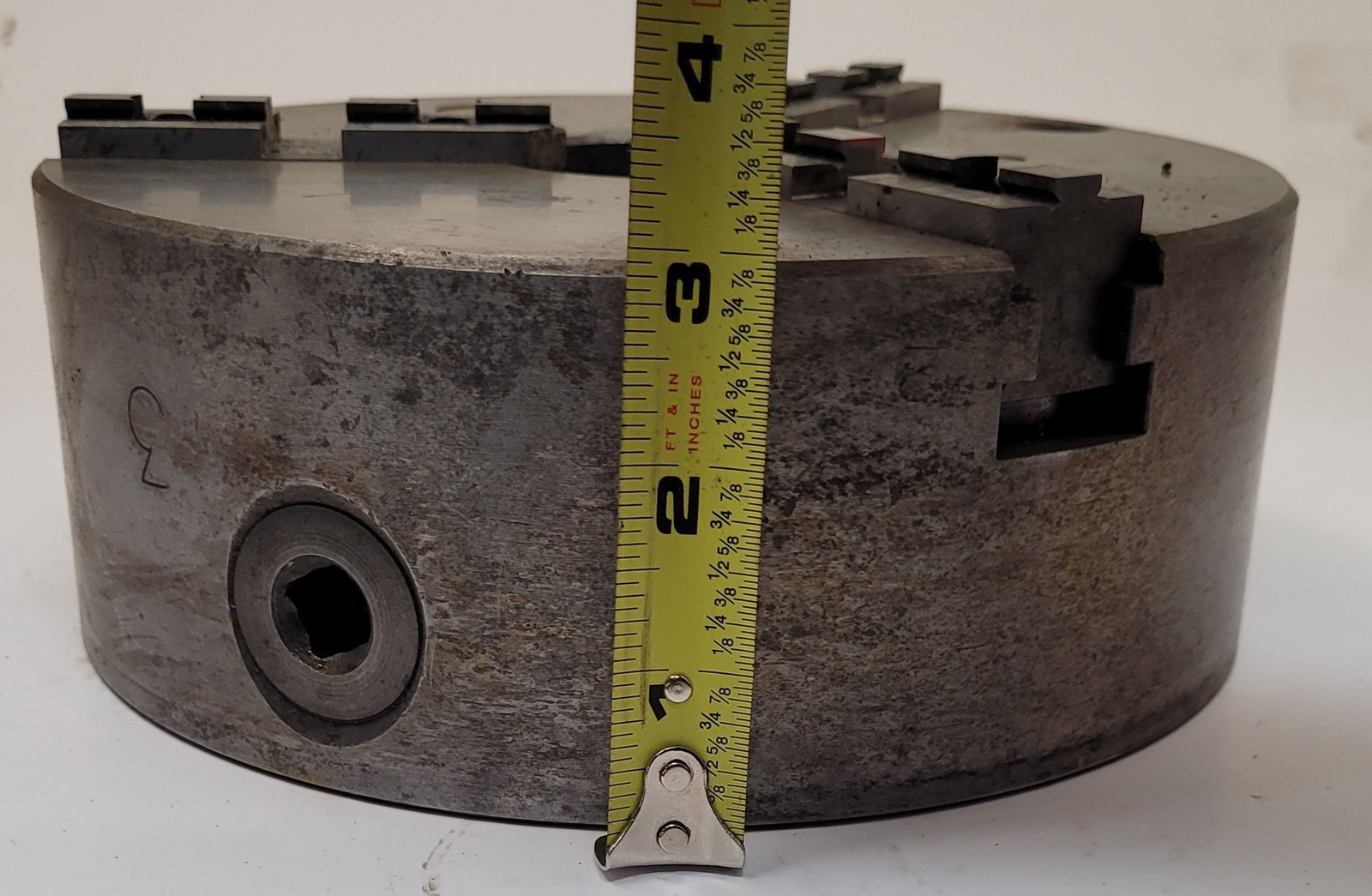 Bison 8″ – 3 Jaw Universal Scroll Chuck
