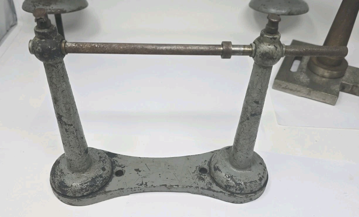 Vintage US Navy F.W. Derbyshire Electric Lathe Parts And Pieces Incomplete 10mm?